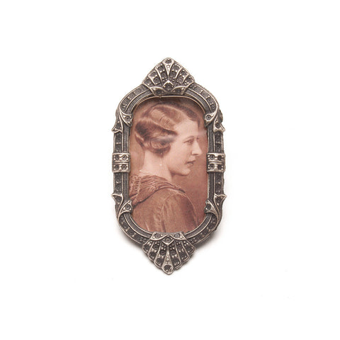 Elvie Frame Brooch