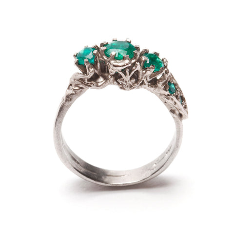 Art Nouveau Ring Emerald