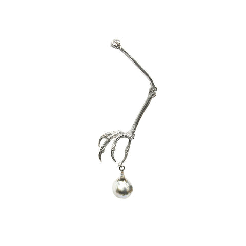 Claw Brooch with Pearl