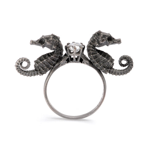 Seahorse Knuckleduster Ring