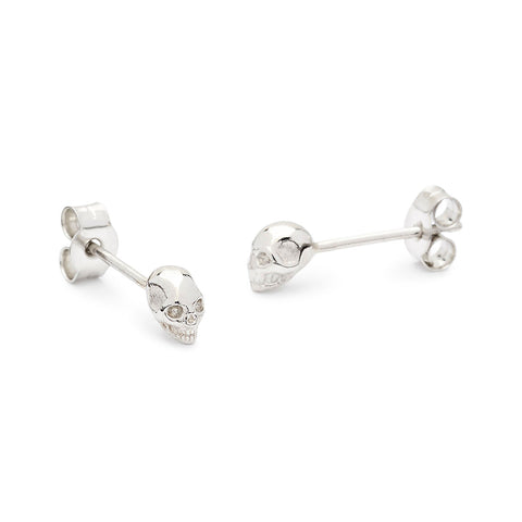 Tiny Skulls Studs Platinum